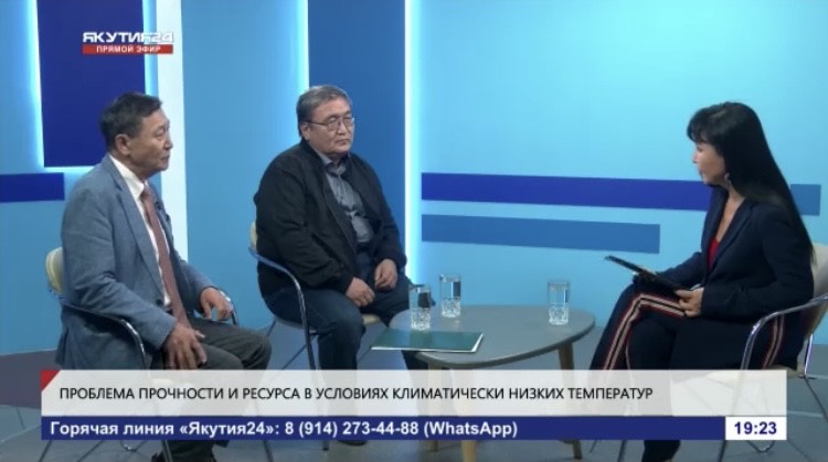 Михаил Лебедев и Михаил Черосов в “прямом эфире” передачи “Якутия Live”